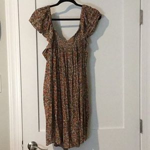 Adorable short dress Natural Life L crepey rayon shear material